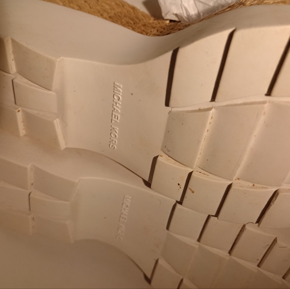 Michael Kors Sandal's - Picture 8 of 10